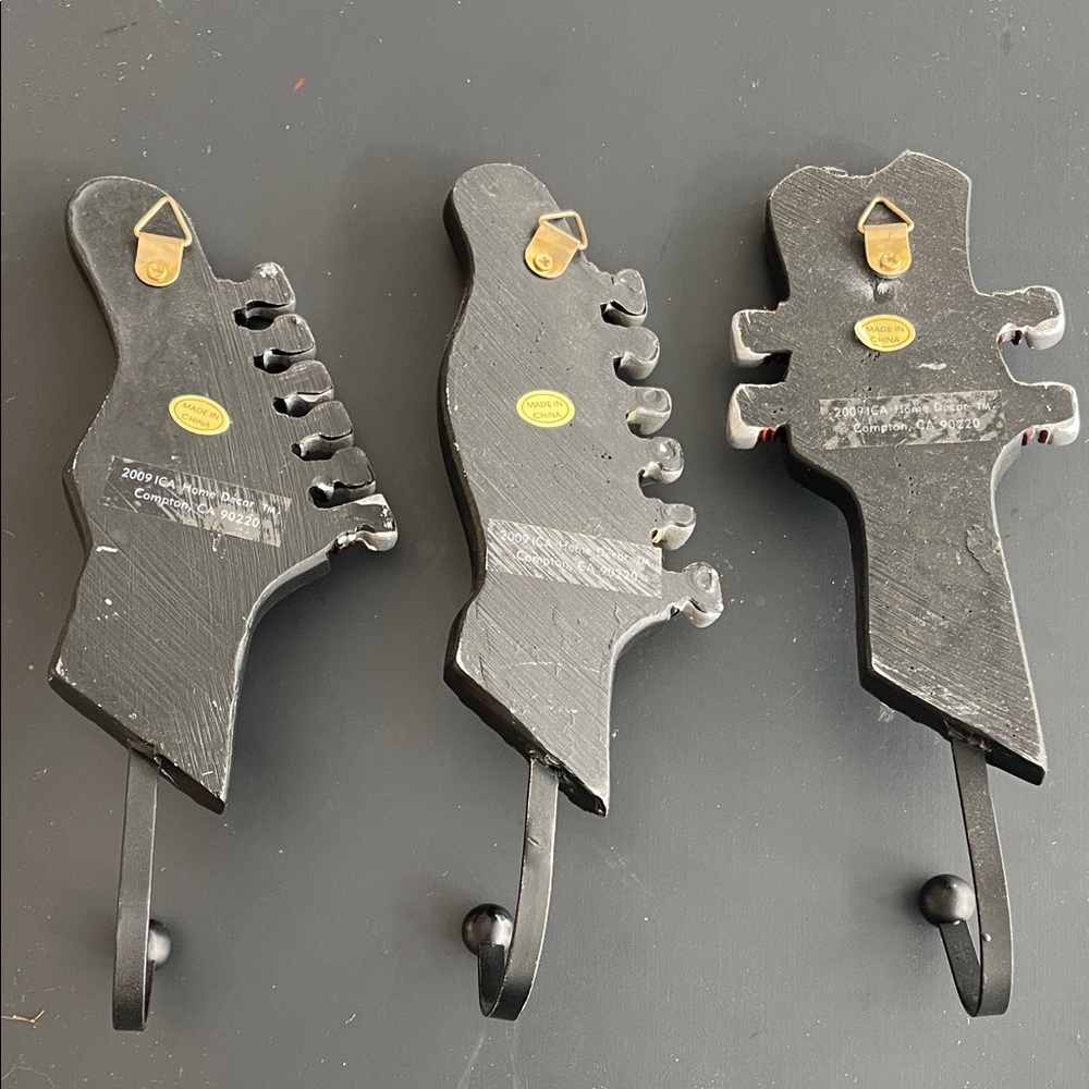 3 Guitar Headstock Wall Hooks - Picture 4 of 4